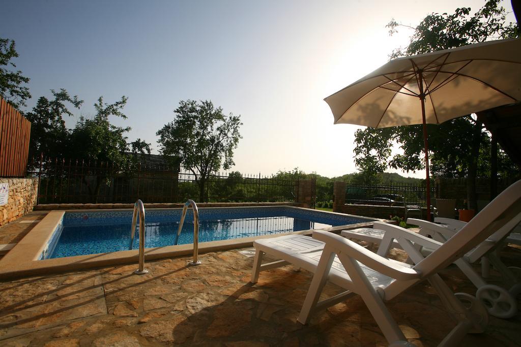 Oprtalj Villa Maria חדר תמונה